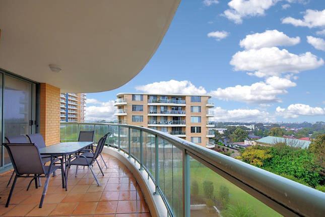 Rockdale Plaza With Bay View Guest house